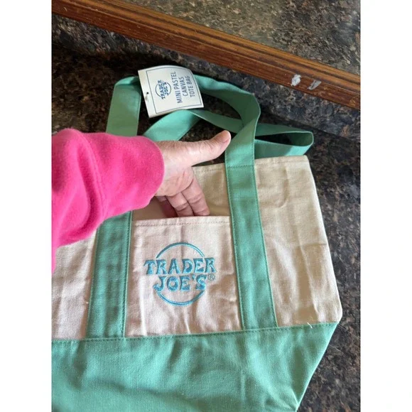 Trader Joe's Mini Pastel Canvas Tote Bag Mint Green Cream NWT Viral Limited Ed - Picture 2 of 2